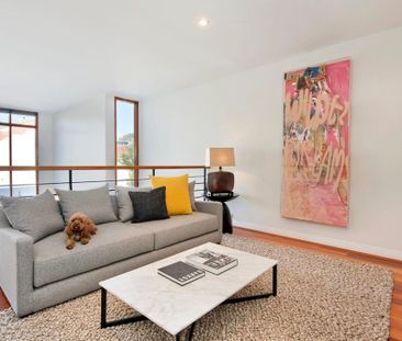 Alexandria - Photo 1