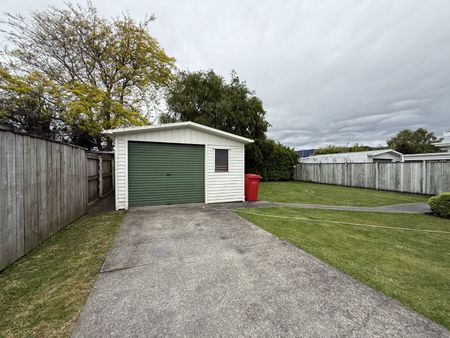 3 Bedroom - Location & Sunshine - Photo 4
