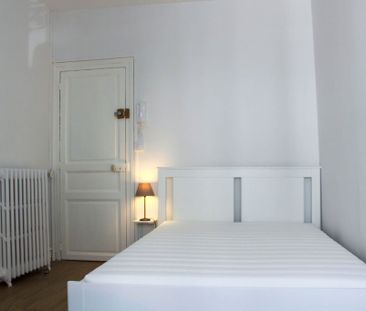 "LA CHAMBRE D'HUGO" - Location Appartement tours : 20.555 m2 - Photo 2