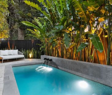 Bespoke Architectural Haven in Beachside Pocket - Photo 6