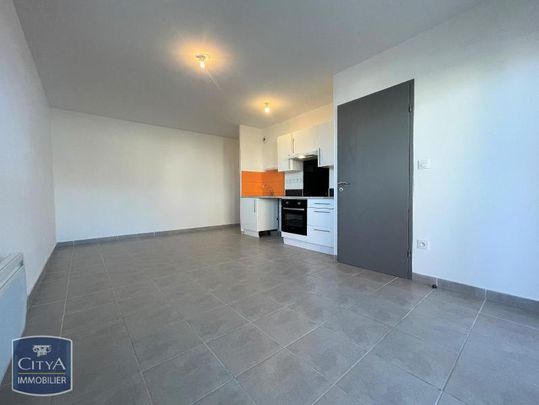 Location Appartement 2 pièces 43m² ARAMON 30390 - Photo 1