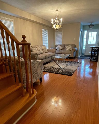 For Lease - 26 Penbridge Circle, Brampton, Ontario - Photo 5