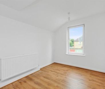 2 Bed Flat, Demesne Road, SM6 - Photo 1