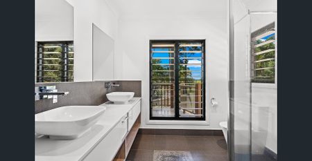 Furnished home in Airlie Beach - Photo 3