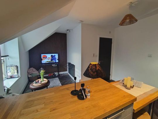 1 bedroom flat to rent - Photo 1