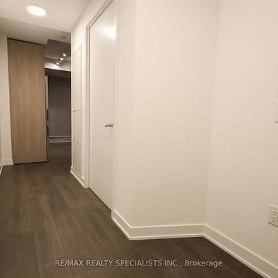 Bachelor Condo for Lease – Dundas / River - Photo 1