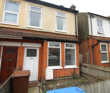 3 bedroom terraced house to rent - Photo 4