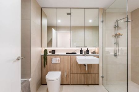 1746/9 Maple Tree Road, Westmead - Photo 2