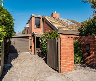 13 Thomson Street, Essendon VIC 3040 - Photo 5