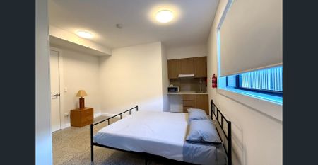 Modern Furnished Studio Apartment - Photo 3