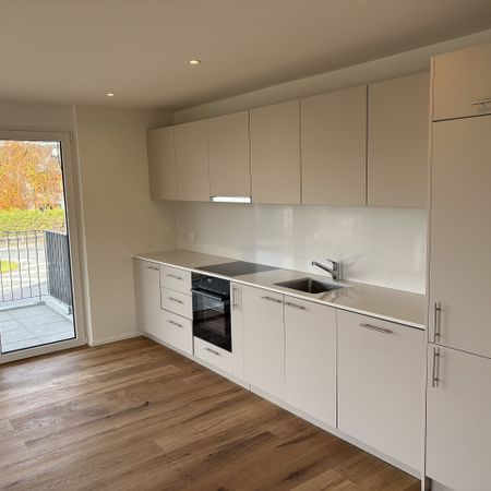 First rental: Fantastic apartments directly at the train station - Photo 4