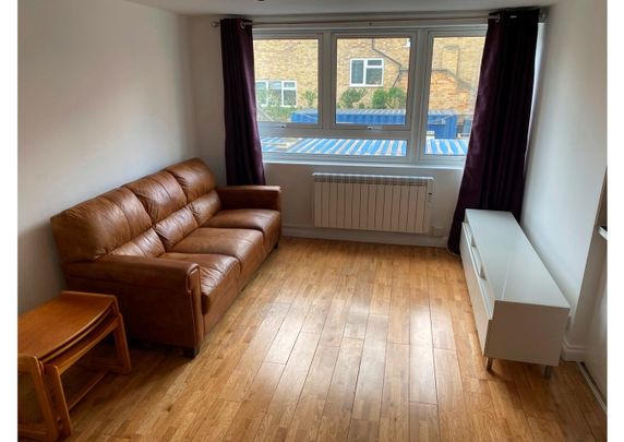 1 Bed Flat, Park House, N4 - Photo 1