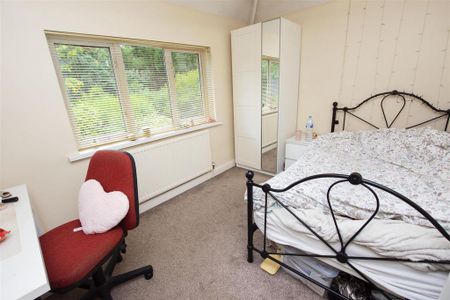 3 bedroom house to rent - Photo 3