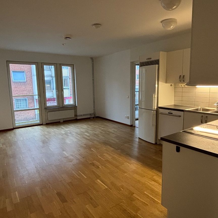 Bryggaregatan 6 - Photo 1