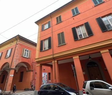 Bilocale su due livelli vicino Piazza Aldrovandi - Foto 6