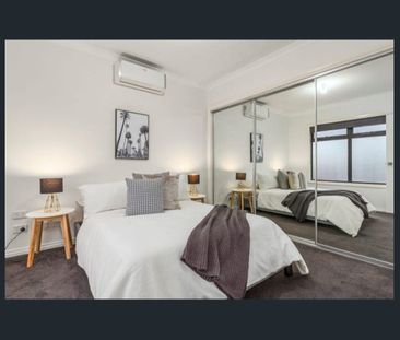 A modern & low maintenance lifestyle awaits - Photo 3