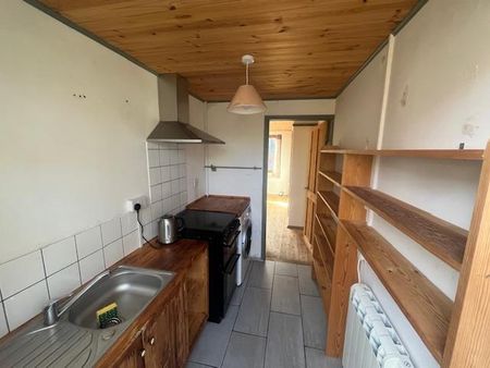 2 bedroom flat to rent - Photo 4