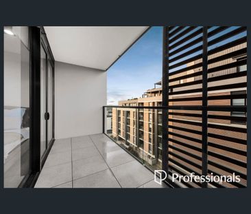 Stylish & Spacious 1-Bedroom Apartment in Prime Location - Photo 1