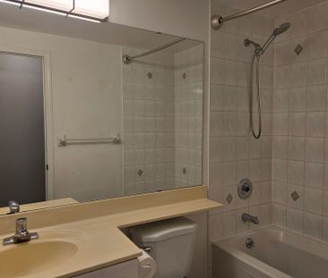 For Lease - 28 Stadium Road Unit# 239, Toronto, Ontario - Photo 4