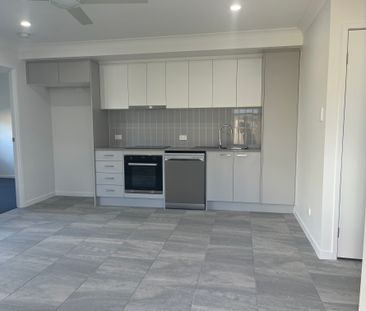 Prime Location, Brand New Duplex with Solar! - Photo 3