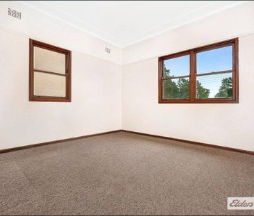 Charming 3-Bedroom Home in Tranquil Mt St Thomas Location - Photo 2
