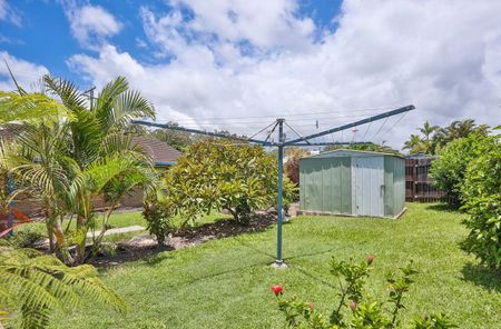 Spacious Home in the Best Street in Rochedale South - Photo 5