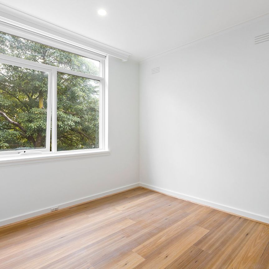 Thinking of selling? Contact our agent - Photo 1