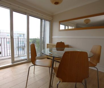 Irving Court , Clydebank, West Dunbartonshire - Photo 4