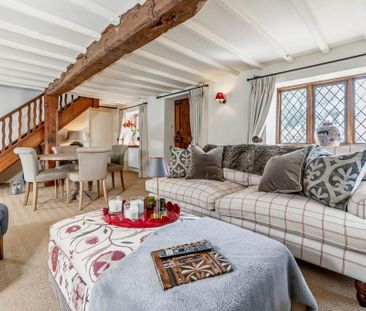 4 bedroom detached house to rent - Photo 2