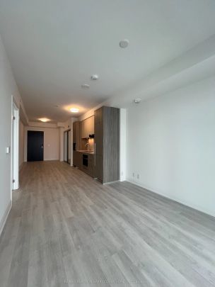 65 Broadway Avenue #1606 - Photo 1