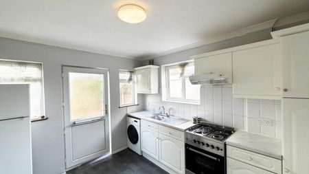 3 bedroom house to rent - Photo 5