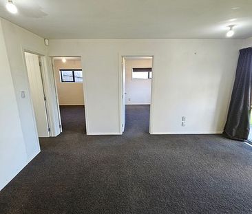 Modern 3BR Henderson Haven w/ Garden - Photo 5