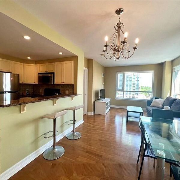 For Lease - 200 BESSERER Street, Lower Town - Sandy Hill, Ontario - Photo 1