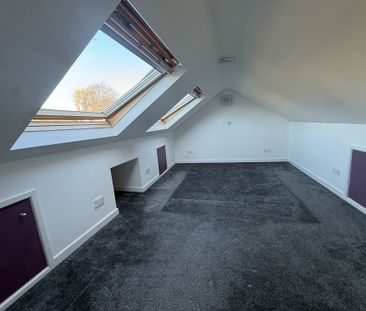 Scale Hill, Huddersfield - Photo 4