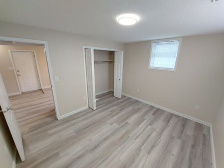 2 Bedroom Basement Suite in West Park!! - Photo 4
