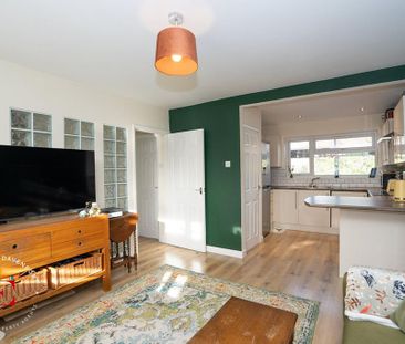 2 bedroom maisonette to rent - Photo 3