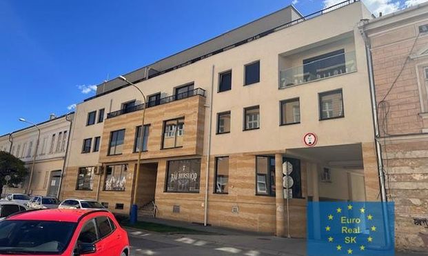 Prenájom 1 izb. byt v centre Košíc - Zbrojničná ul.. - Photo 1