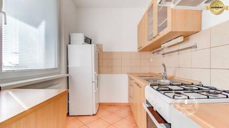 AXIS REAL | NEZARIADENÝ 3-izb.byt, 11m2 LODŽIA, BA IV., Červeňákova - Fotografia 2