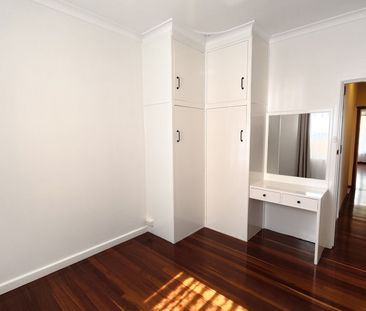 3x1 Family Home - Photo 5