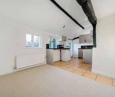 Park Cottages, Tanyard Hill, Shorne, Gravesend, Kent, DA12 - Photo 2