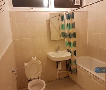 3 bedroom maisonette to rent - Photo 1