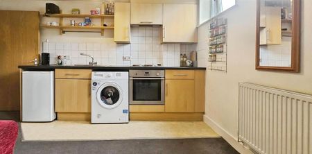 1 bedroom flat to rent - Photo 5