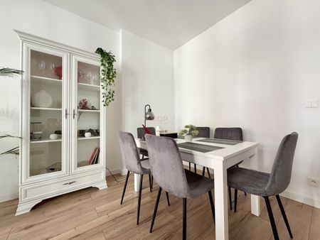 Rozkładowe 2 pokoje|blisko centrum|pierwszy najem - Zdjęcie 5
