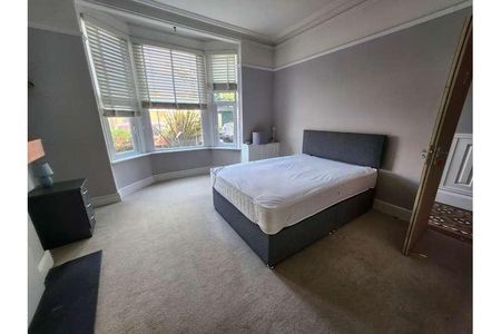 Coronation Road, Bridgwater, Somerset, TA6 - Photo 2