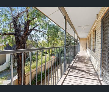 Rare 3 Bedroom Unit in Ideal Location - Photo 1