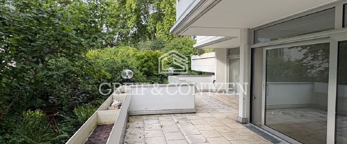Großzügige Terrassenwohnung in direkter Rheinlage in Bayenthal - Photo 1