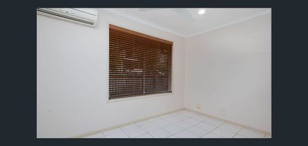 14 Ryan Street, Loganlea QLD 4131 - House For Rent | Domain - Photo 4