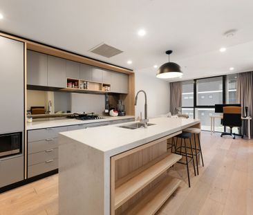 Premium Lifestyle Apartment in South City Square - Photo 4