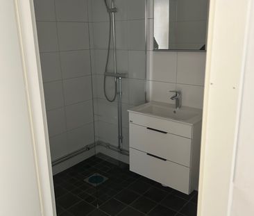 Stationsgatan, Kumla - Photo 2