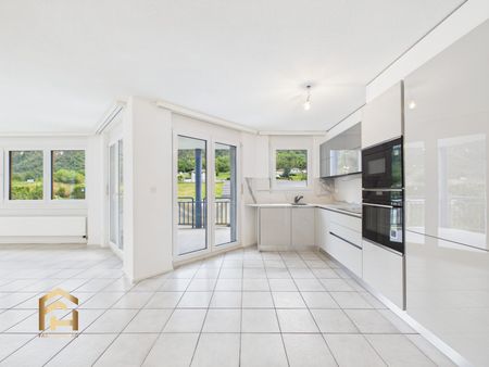 Helle 4.5 ZWG mit grossem Balkon, Bergblick und Garten - Foto 5